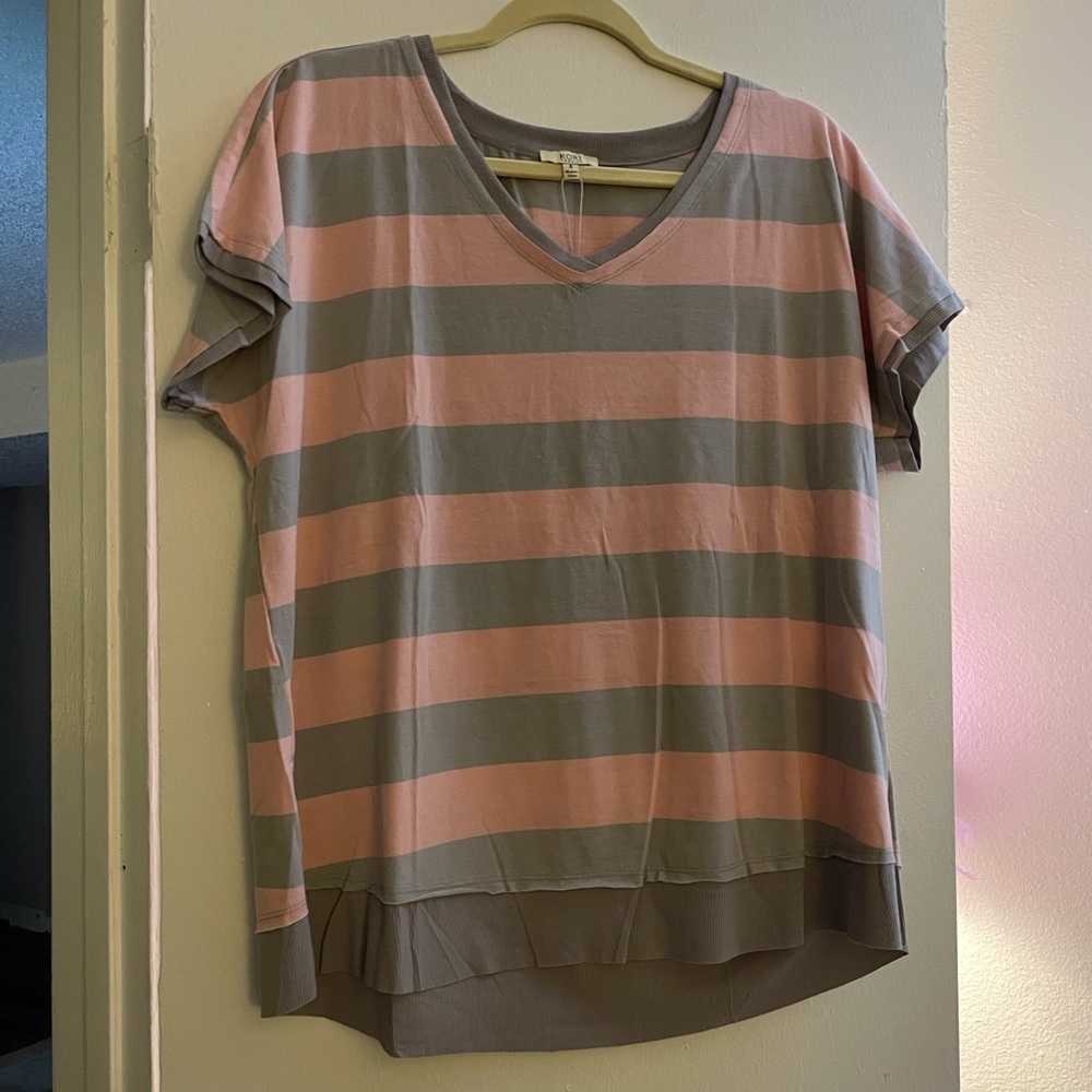 Kori grey and pink striped tee